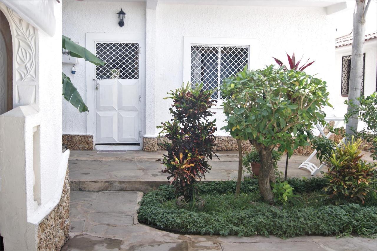 Luciano & Grace Apartments Watamu Eksteriør bilde